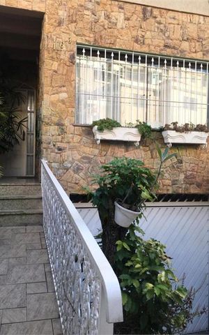 Casa à venda com 250m², 3 quartos e 3 vagas