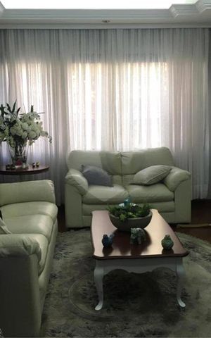 Casa à venda com 250m², 3 quartos e 3 vagas