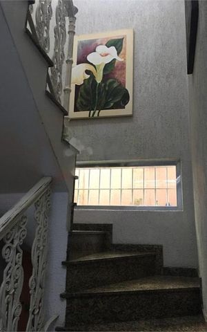 Casa à venda com 250m², 3 quartos e 3 vagas