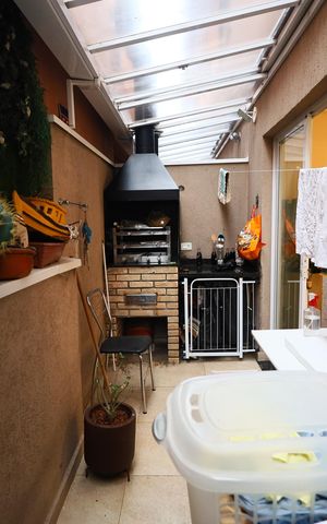 Apartamento à venda com 90m², 3 quartos e 2 vagasCozinha e Área de Serviço