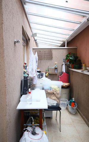 Apartamento à venda com 90m², 3 quartos e 2 vagasCozinha e Área de Serviço