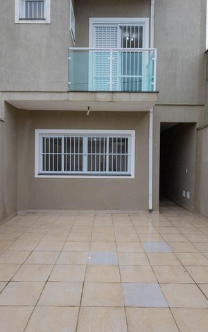 Casa à venda com 129m², 3 quartos e 2 vagas Casa à venda com 129m², 3 quartos e 2 vagasgaragem