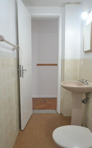 Apartamento à venda com 56m², 2 quartos e 1 vagaBanheiro Social