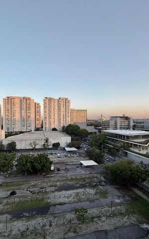 Apartamento à venda com 68m², 2 quartos e 1 vaga Apartamento à venda com 68m², 2 quartos e 1 vagaVista Suíte