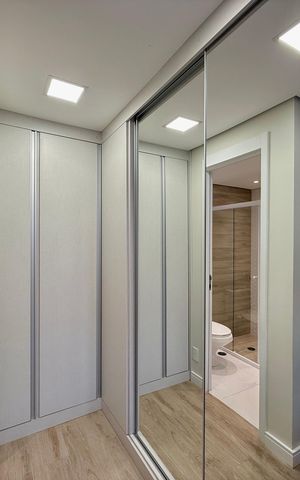 Apartamento à venda com 68m², 2 quartos e 1 vaga Apartamento à venda com 68m², 2 quartos e 1 vagaCloset Suíte