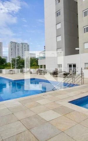 Apartamento à venda com 68m², 2 quartos e 1 vaga Apartamento à venda com 68m², 2 quartos e 1 vagaPiscina