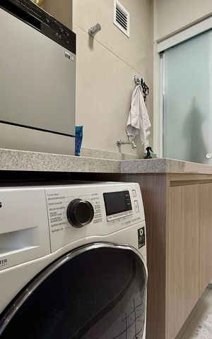 Apartamento à venda com 68m², 2 quartos e 1 vaga Apartamento à venda com 68m², 2 quartos e 1 vagaÁrea de Serviço