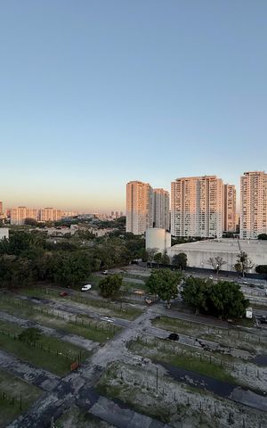 Apartamento à venda com 68m², 2 quartos e 1 vaga Apartamento à venda com 68m², 2 quartos e 1 vagaVista Quarto 2