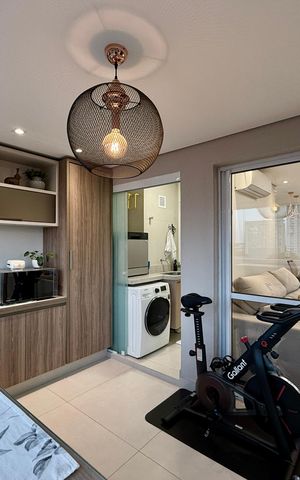 Apartamento à venda com 68m², 2 quartos e 1 vaga Apartamento à venda com 68m², 2 quartos e 1 vagaSacada
