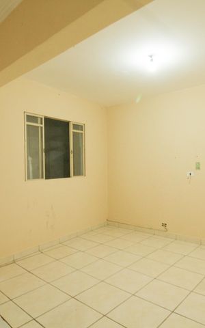 Casa para alugar com 102m², 2 quartos e sem vaga Casa para alugar com 102m², 2 quartos e sem vagaQuarto