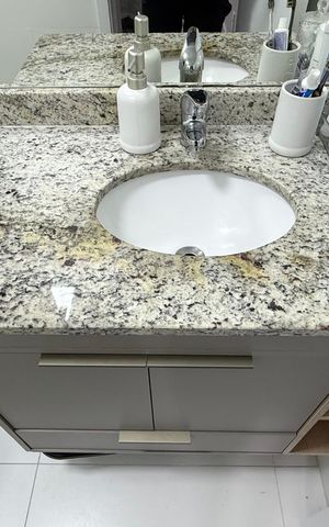Apartamento para alugar com 75m², 2 quartos e 2 vagas Apartamento para alugar com 75m², 2 quartos e 2 vagasBanheiro Suíte