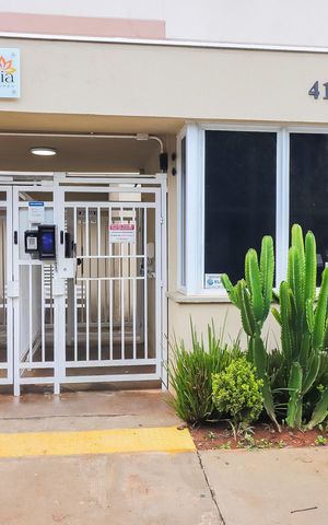 Apartamento à venda com 42m², 2 quartos e 1 vaga Apartamento à venda com 42m², 2 quartos e 1 vagaFachada
