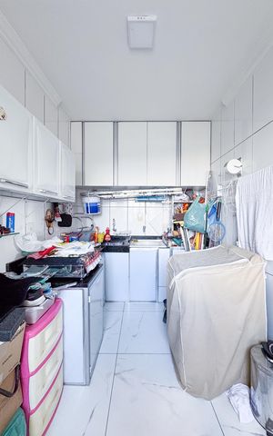 Apartamento à venda com 79m², 3 quartos e 1 vagaÁrea de Serviço