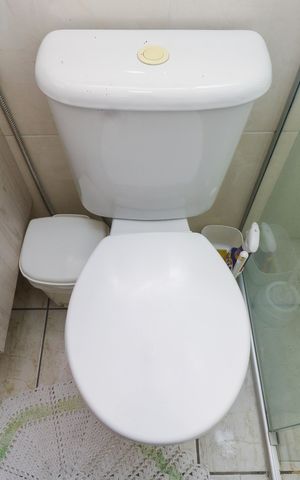 Apartamento à venda com 117m², 3 quartos e 1 vaga Apartamento à venda com 117m², 3 quartos e 1 vagaBanheiro da Suíte