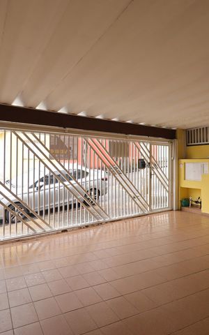 Casa à venda com 145m², 3 quartos e 2 vagasGaragem