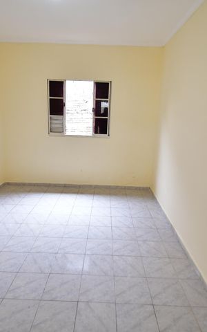 Casa para alugar com 60m², 1 quarto e sem vagaQuarto