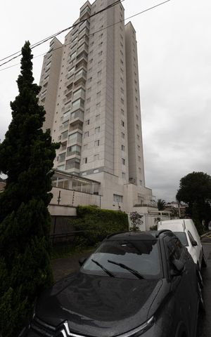Apartamento para alugar com 65m², 2 quartos e 1 vaga Apartamento para alugar com 65m², 2 quartos e 1 vagaFachada