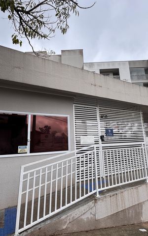 Apartamento para alugar com 46m², 2 quartos e 1 vagaFachada e portaria