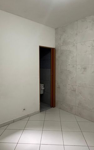 Casa para alugar com 25m², 1 quarto e sem vaga
