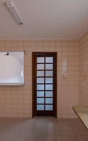 Casa à venda com 138m², 3 quartos e 2 vagas Casa à venda com 138m², 3 quartos e 2 vagasCOZINHA