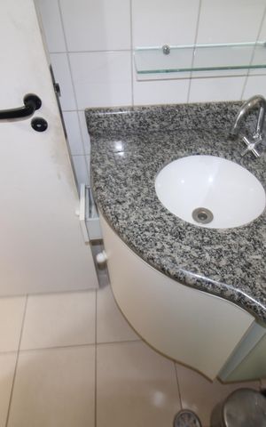 Apartamento para alugar com 64m², 2 quartos e 1 vagaBanheiro