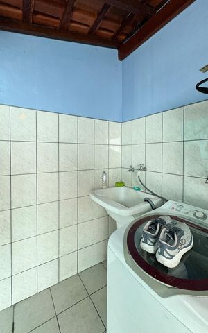 Casa à venda com 120m², 3 quartos e 2 vagas Casa à venda com 120m², 3 quartos e 2 vagasÁrea de Serviço e Churrasqueira