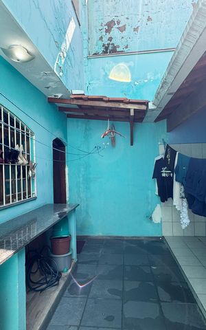 Casa à venda com 120m², 3 quartos e 2 vagas Casa à venda com 120m², 3 quartos e 2 vagasÁrea de Serviço e Churrasqueira