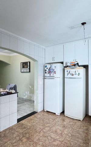 Casa à venda com 120m², 3 quartos e 2 vagas Casa à venda com 120m², 3 quartos e 2 vagasCozinha