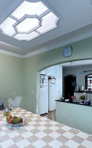 Casa à venda com 120m², 3 quartos e 2 vagas Casa à venda com 120m², 3 quartos e 2 vagasCopa
