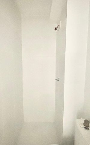 Apartamento para alugar com 35m², 2 quartos e sem vaga Apartamento para alugar com 35m², 2 quartos e sem vagaBanheiro