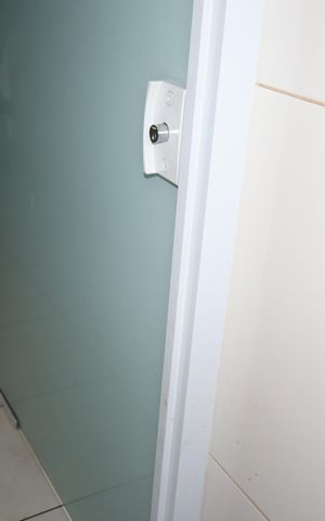 Casa para alugar com 375m², 3 quartos e 2 vagasBanheiro social 
