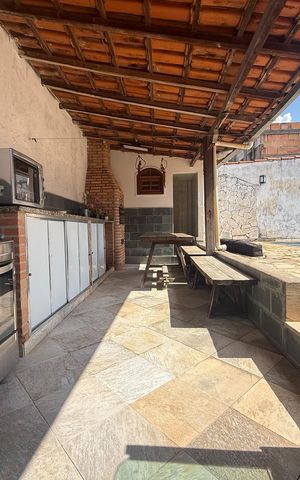 Casa para alugar com 220m², 3 quartos e 4 vagas Casa para alugar com 220m², 3 quartos e 4 vagasChurrasqueira