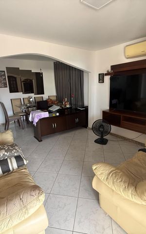 Casa para alugar com 220m², 3 quartos e 4 vagas Casa para alugar com 220m², 3 quartos e 4 vagassala