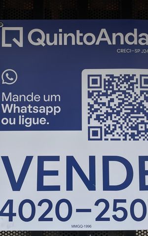 Casa à venda com 170m², 3 quartos e 5 vagas Casa à venda com 170m², 3 quartos e 5 vagasPlaca