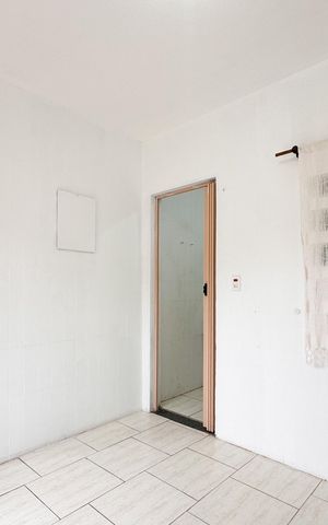 Casa para alugar com 35m², 1 quarto e sem vaga Casa para alugar com 35m², 1 quarto e sem vagaSala