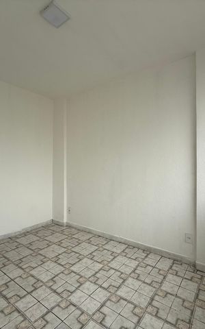 Apartamento para alugar com 75m², 2 quartos e sem vaga
