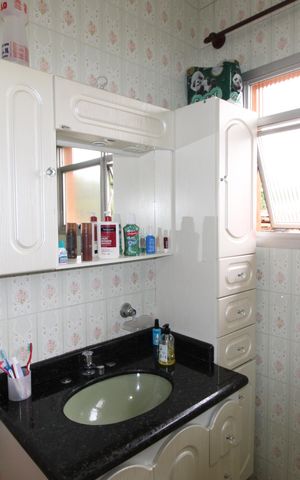 Casa à venda com 299m², 5 quartos e 4 vagasBanheiro da Suíte