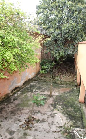 Casa à venda com 299m², 5 quartos e 4 vagasQuintal