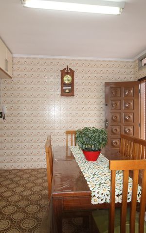 Casa à venda com 299m², 5 quartos e 4 vagasCozinha