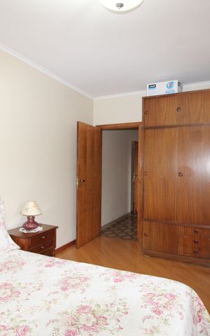 Casa à venda com 299m², 5 quartos e 4 vagasQuarto 1 - Suíte