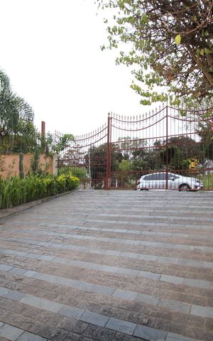 Casa à venda com 299m², 5 quartos e 4 vagasGaragem