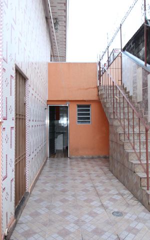 Casa à venda com 299m², 5 quartos e 4 vagasQuintal