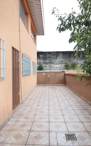 Casa à venda com 299m², 5 quartos e 4 vagasQuintal