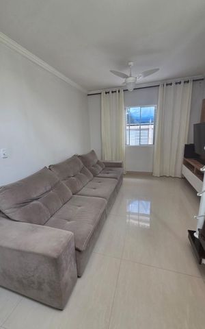 Casa à venda com 125m², 2 quartos e 2 vagas Casa à venda com 125m², 2 quartos e 2 vagasSala
