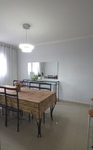 Casa à venda com 125m², 2 quartos e 2 vagas Casa à venda com 125m², 2 quartos e 2 vagasSala