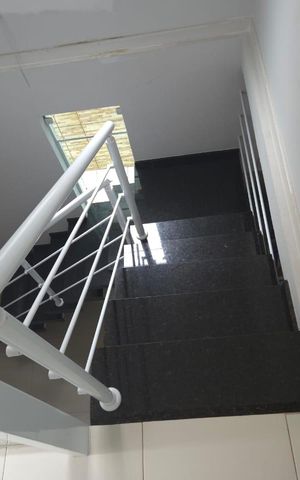 Casa à venda com 125m², 2 quartos e 2 vagas Casa à venda com 125m², 2 quartos e 2 vagasCorredor