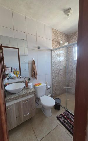 Casa à venda com 125m², 2 quartos e 2 vagas Casa à venda com 125m², 2 quartos e 2 vagasBanheiro