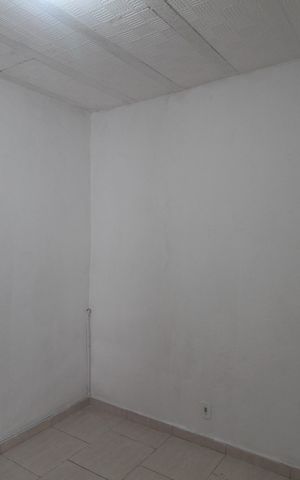 Casa para alugar com 140m², 1 quarto e sem vagaQuarto