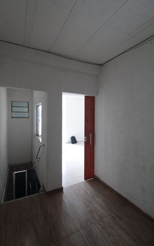 Casa para alugar com 140m², 1 quarto e sem vagaHall