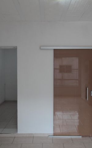 Casa para alugar com 140m², 1 quarto e sem vagaSala